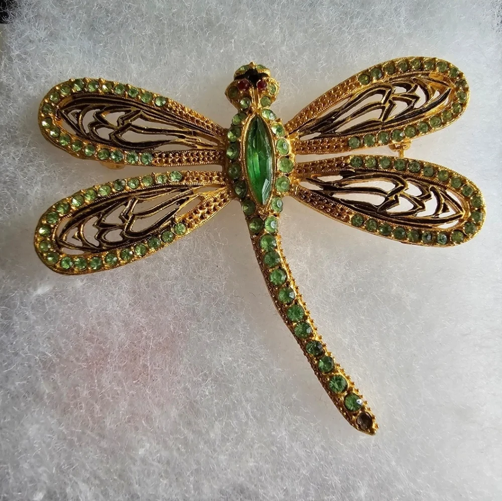 Vintage dragonfly brooch green rhinestones gold tone pin insect bug damselfly